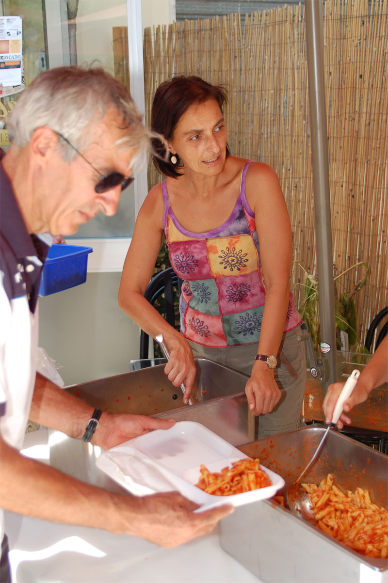 gal/2007/18 - Fondo Valdarbia - Pranzo e premiazioni/DSC_1645-01.jpg